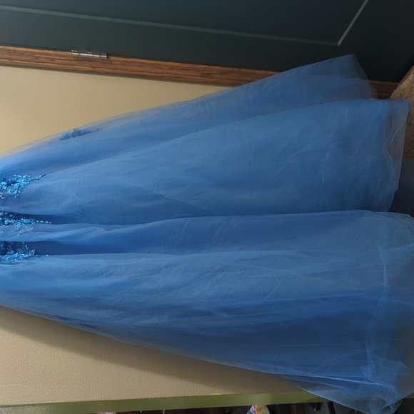 Blue floral prom dress - Picture 3 of 6